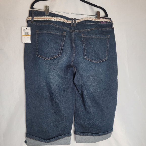 NWT Gloria Vanderbilt Cleo Belted Skimmer Capri Women's Size 16W - Picture 4 of 13